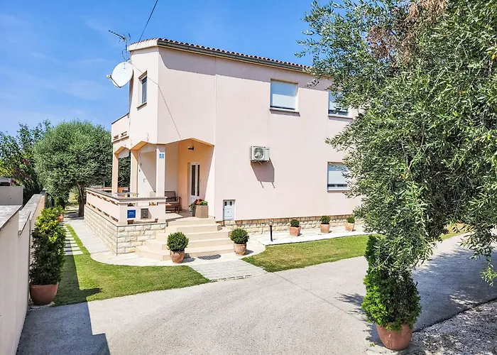 Holiday Home Ive By Interhome