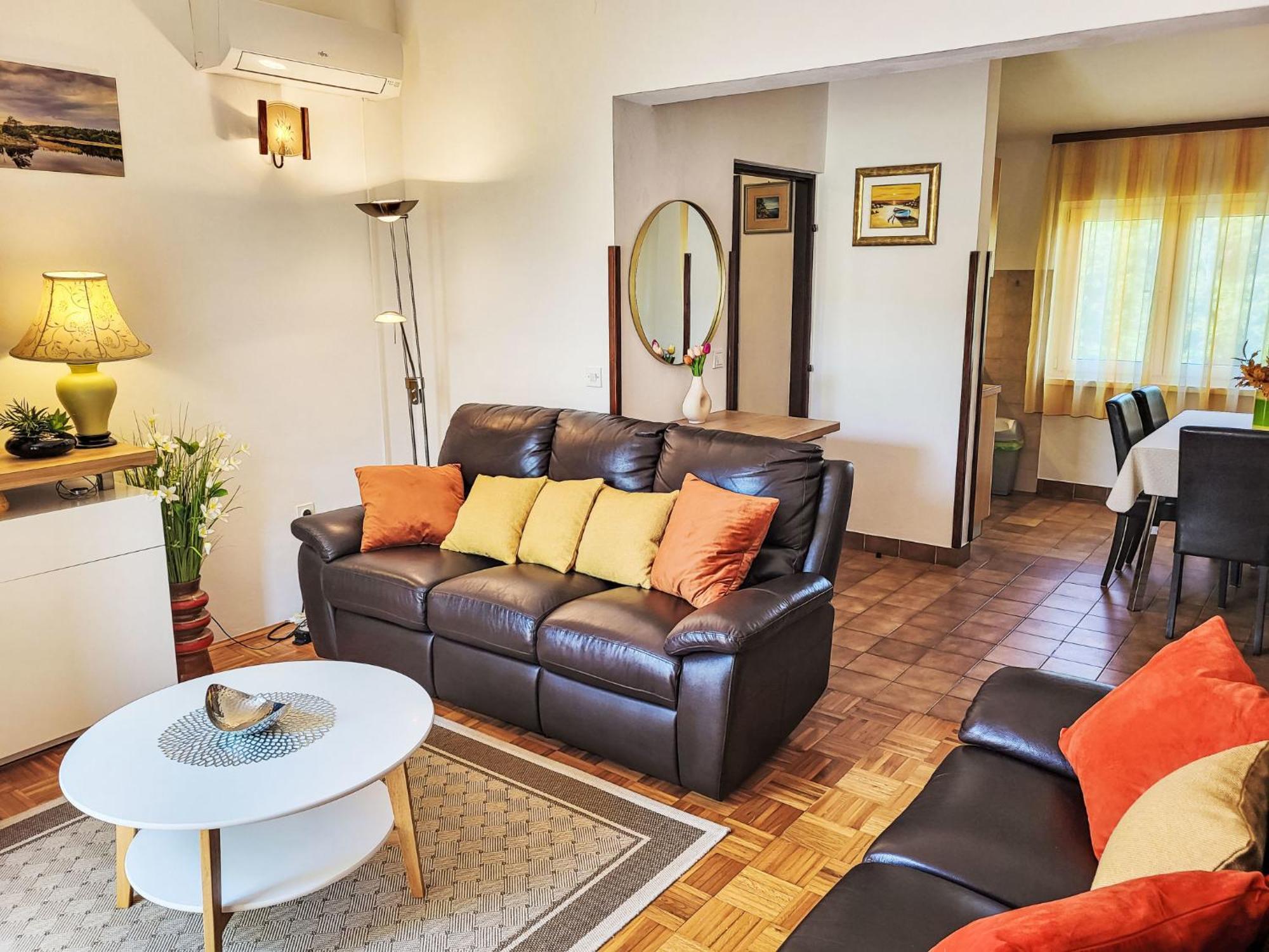 Holiday home Ive By Interhome Petrcane