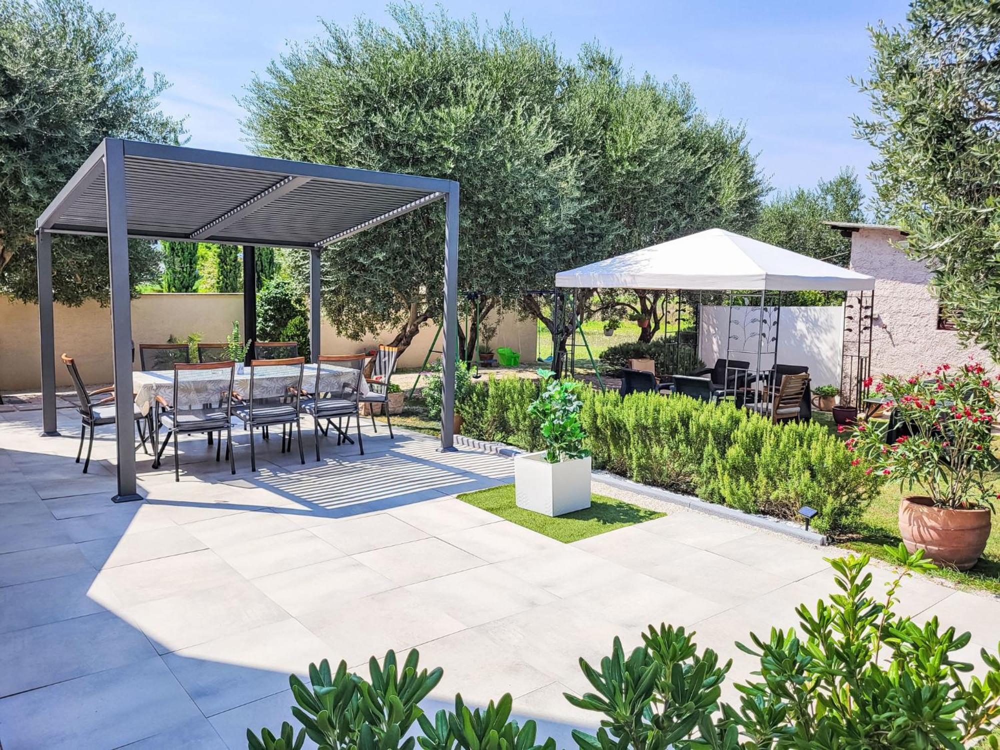Holiday home Ive By Interhome Petrcane