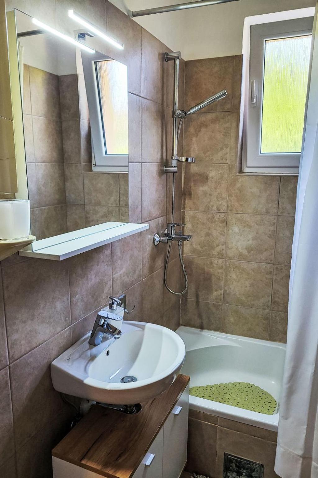 Ive By Interhome Petrcane