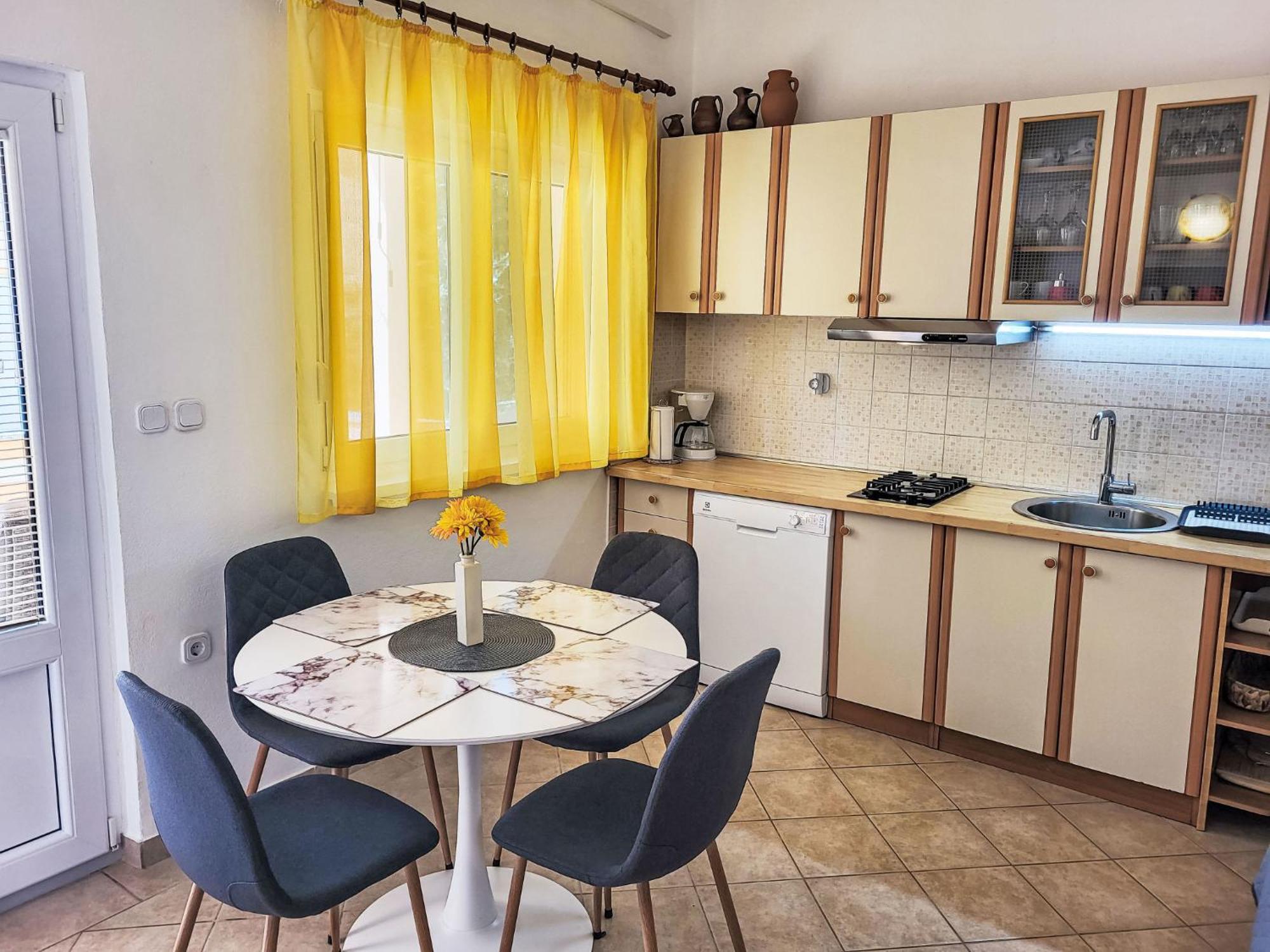 Ive By Interhome